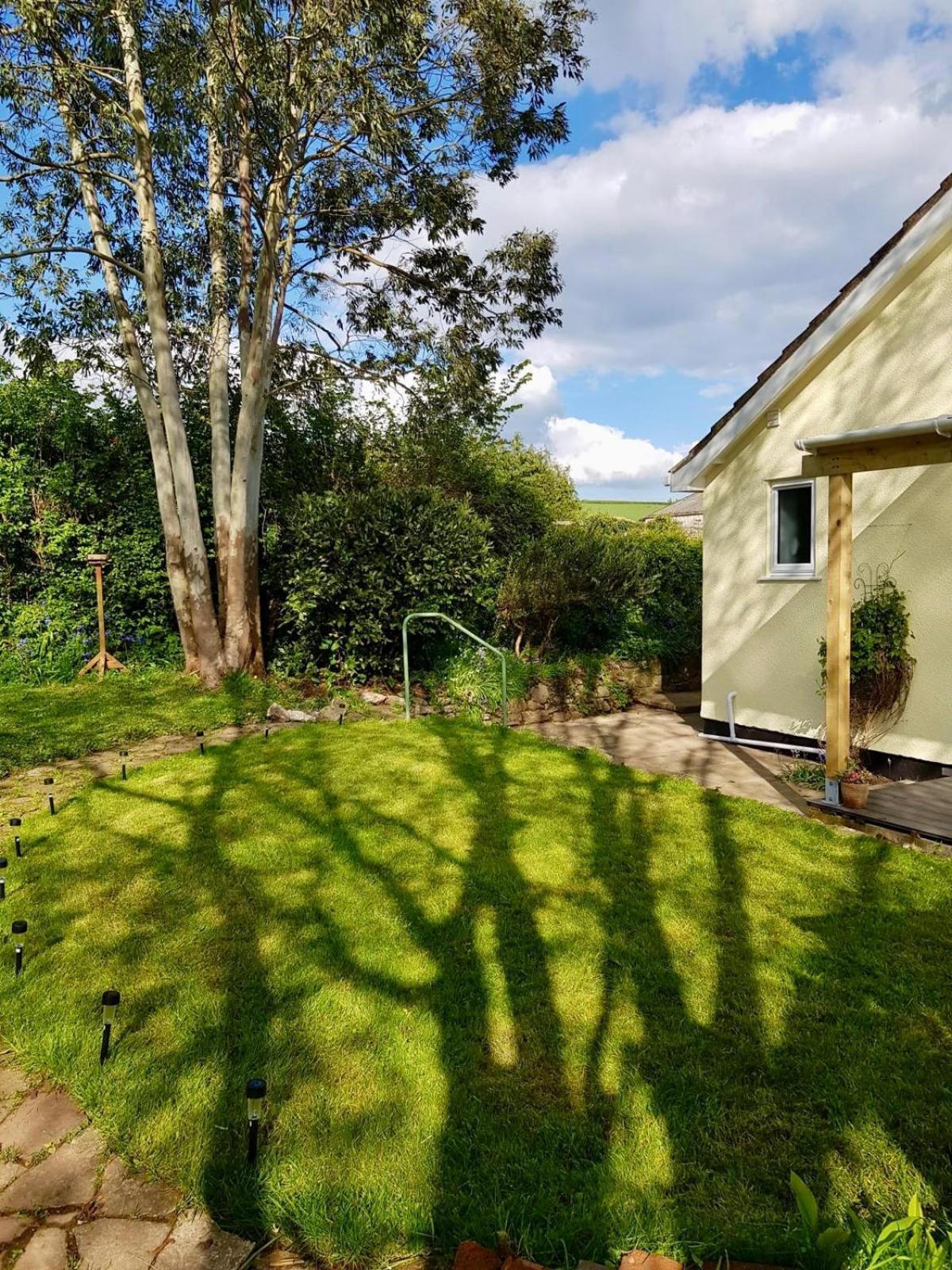 Sundial Cottage Newton Abbot Buitenkant foto